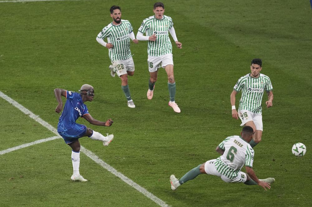 比塞克：两场5次射正让我们丢了3个，我们踢得不错只是运气差